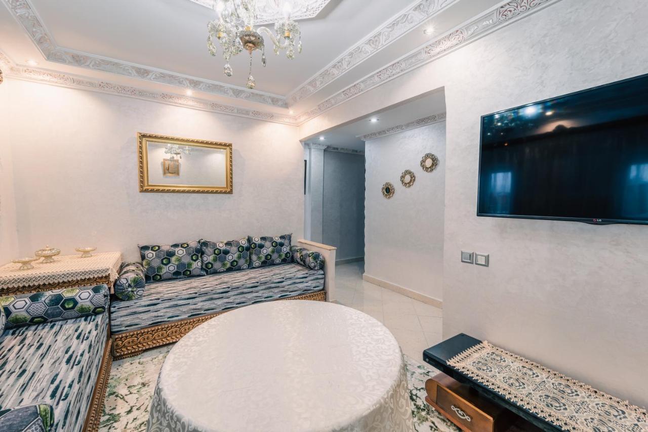 Amplio Apartamento En El Centro De Tanger Appartamento Esterno foto