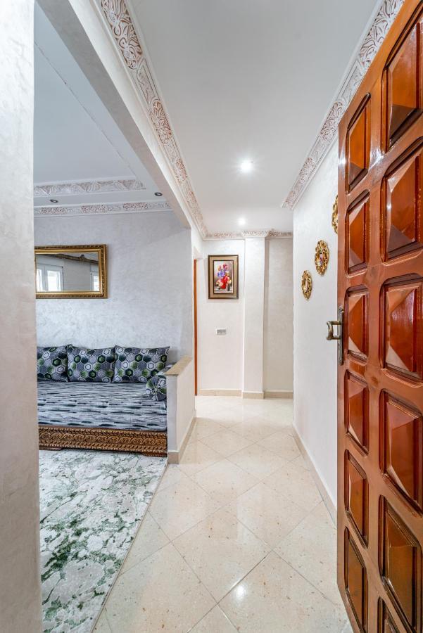 Amplio Apartamento En El Centro De Tanger Appartamento Esterno foto